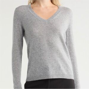 Nordstrom 100% Cashmere V-neck Sweater- Lg
